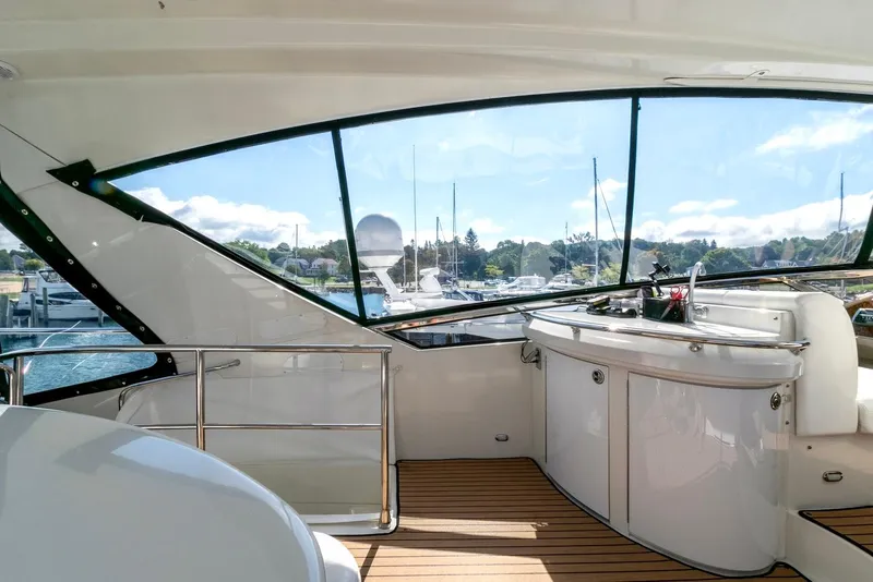 Slide: The Image of FlyBridge Port Side  - 17