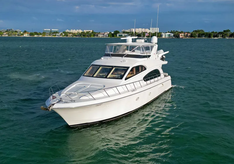 Slide: The Image of Hatteras 64 Motor Yacht 2007 - 17