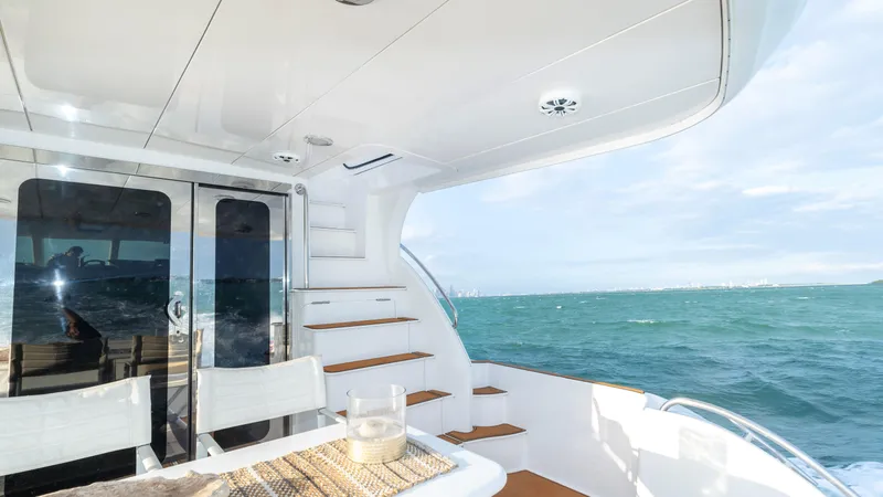 Slide: The Image of Hatteras 64 Motor Yacht 2007 - 57