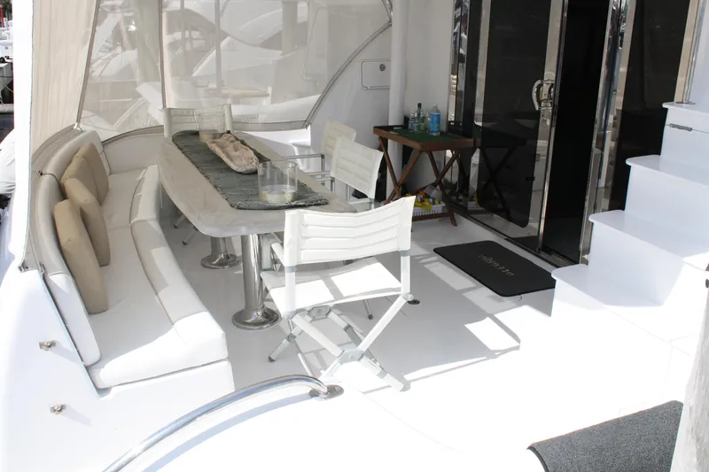 Slide: The Image of Hatteras 64 Motor Yacht 2007 - 84