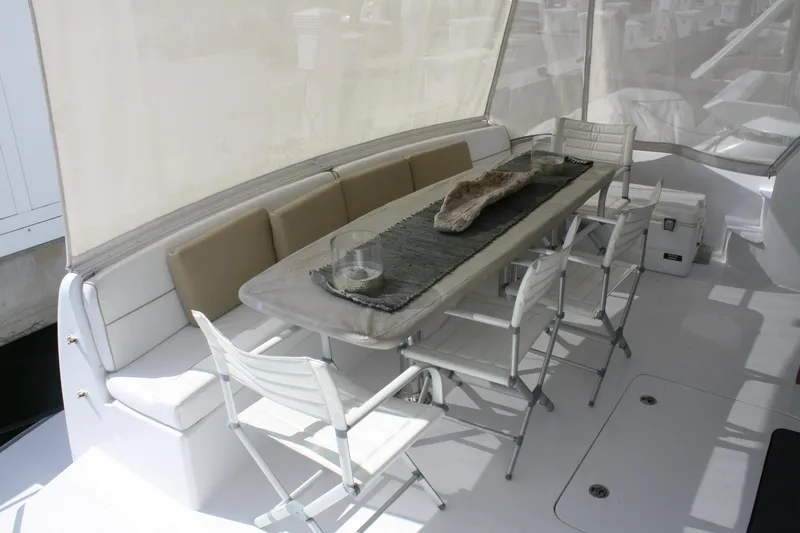 Slide: The Image of Hatteras 64 Motor Yacht 2007 - 87