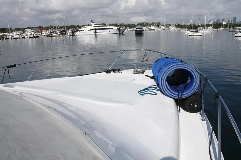 Slide: The Image of Hatteras 64 Motor Yacht 2007 - 89