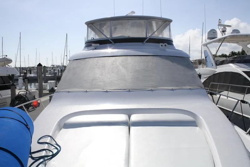 Slide: The Image of Hatteras 64 Motor Yacht 2007 - 91