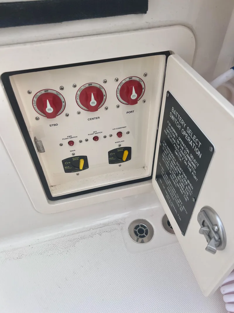 Slide: The Image of Grady-White Canyon 376 2022 - 63