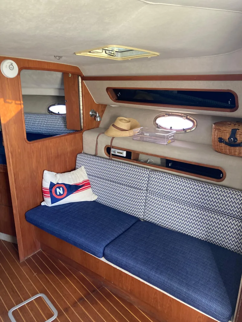 Slide: The Image of Starboard berth - 10