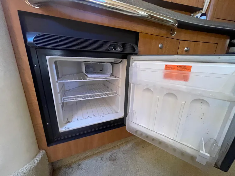 Slide: The Image of Sea Ray Sundancer 320 2006 - 73