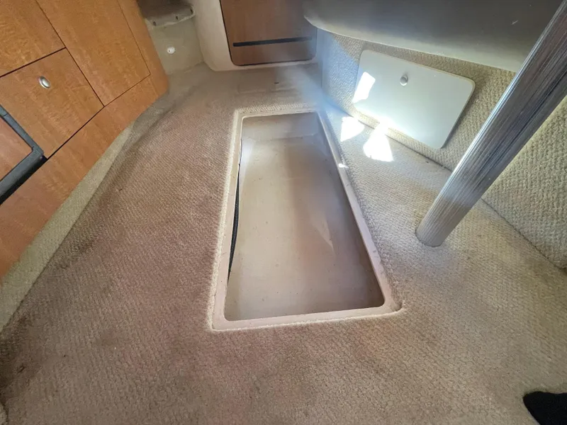 Slide: The Image of Sea Ray Sundancer 320 2006 - 87