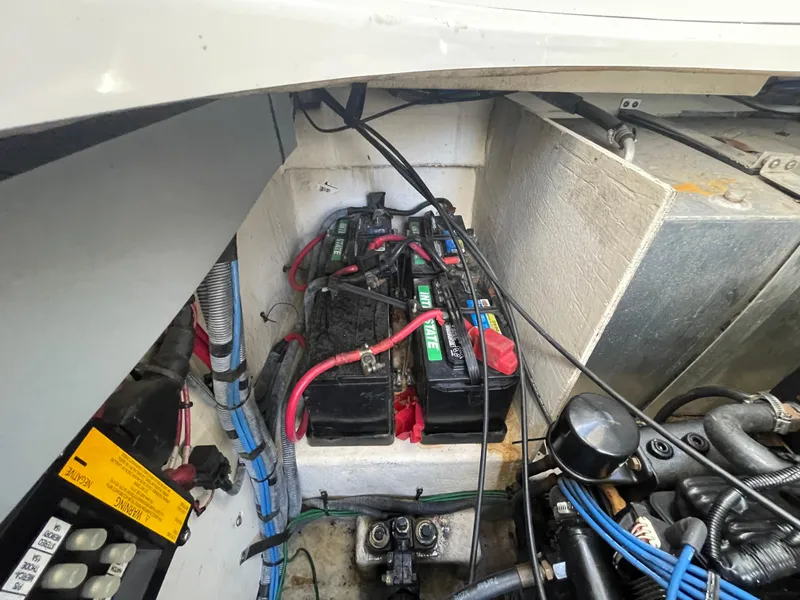 Slide: The Image of Sea Ray Sundancer 320 2006 - 91