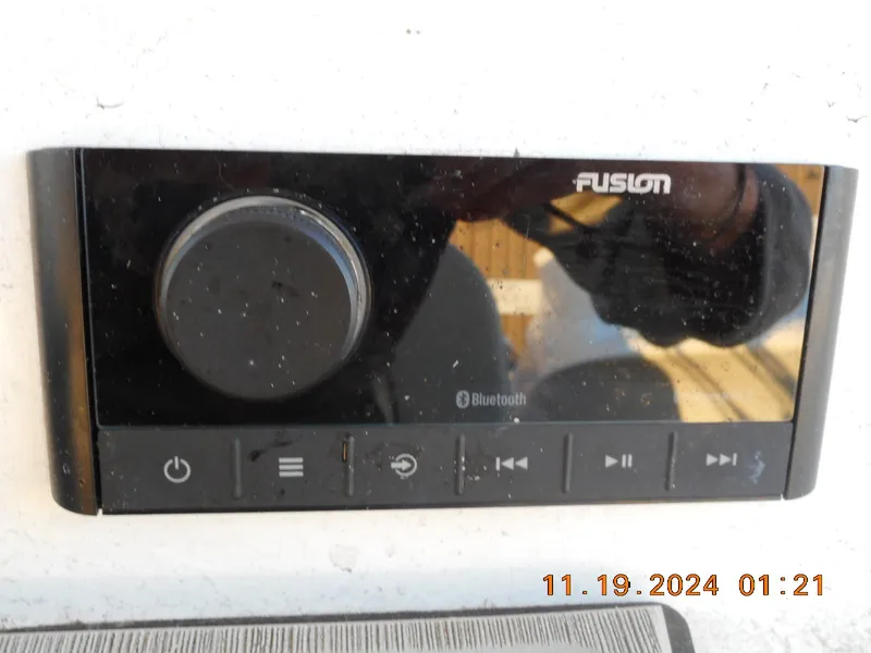 Slide: The Image of Fusion Stereo - 11