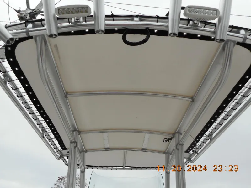 Slide: The Image of T Top and Spreader Lights - 18