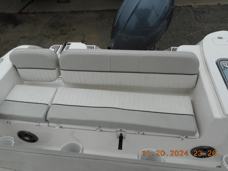 Slide: The Image of Transom Seating - 21