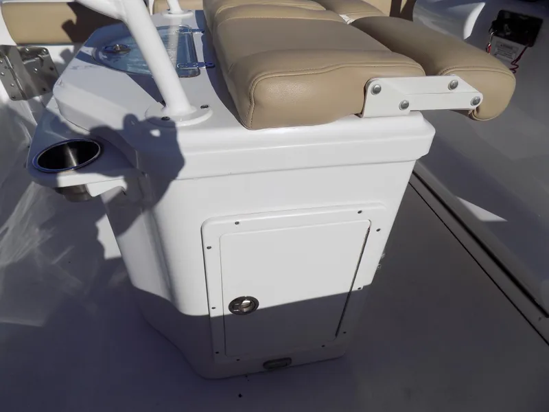 Slide: The Image of 2017 Sportsman Heritage 251 Center Console seating and storage area. - 22