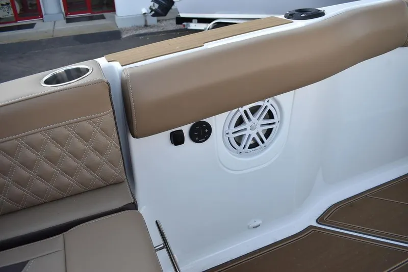 Slide: The Image of Monterey Elite 30 OB 2025 - 34