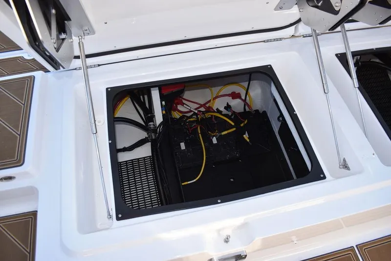 Slide: The Image of Monterey Elite 30 OB 2025 - 35