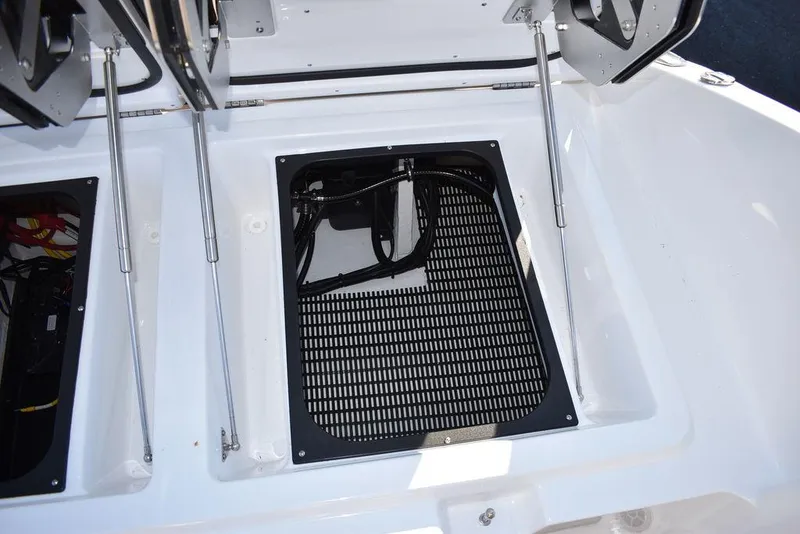 Slide: The Image of Monterey Elite 30 OB 2025 - 36