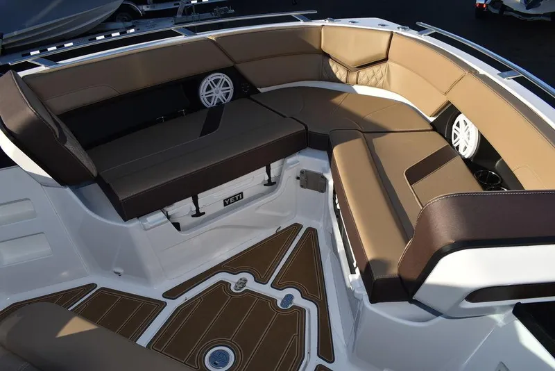 Slide: The Image of Monterey Elite 30 OB 2025 - 68