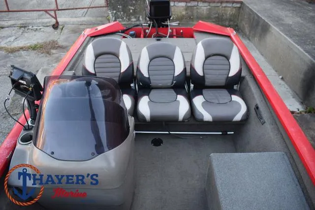 Slide: The Image of Tracker Pro Team 175 2004 - 19