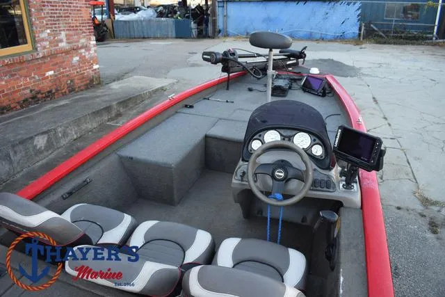 Slide: The Image of Tracker Pro Team 175 2004 - 31