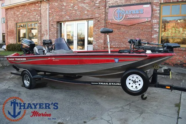 Slide: The Image of Tracker Pro Team 175 2004 - 38