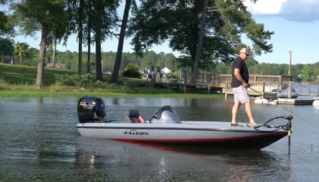 Slide: The Image of Falcon Boats 18 Freedom 2025 - 10