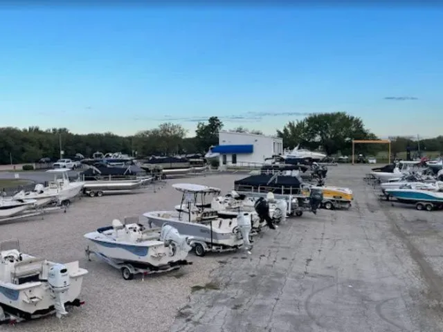 Slide: The Image of Falcon Boats 18 Freedom 2025 - 12