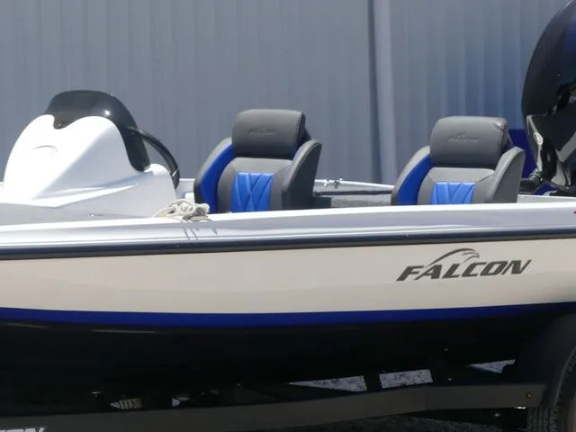 Slide: The Image of Falcon Boats 18 Freedom 2025 - 21