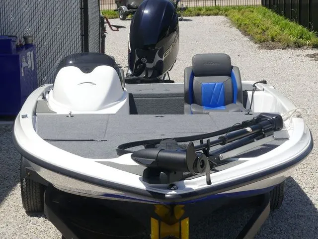 Slide: The Image of Falcon Boats 18 Freedom 2025 - 23