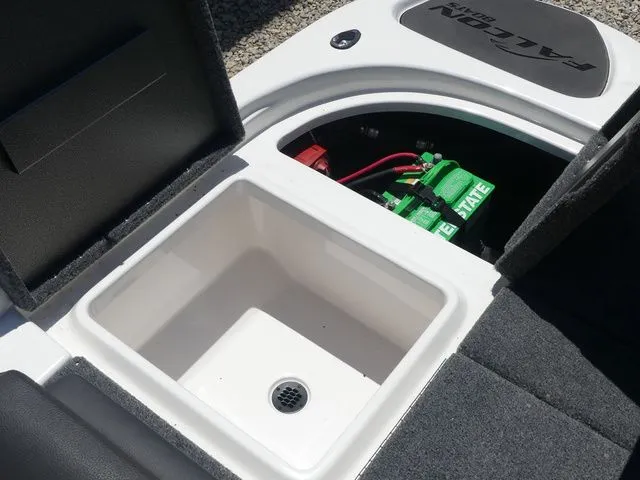 Slide: The Image of Falcon Boats 18 Freedom 2025 - 38