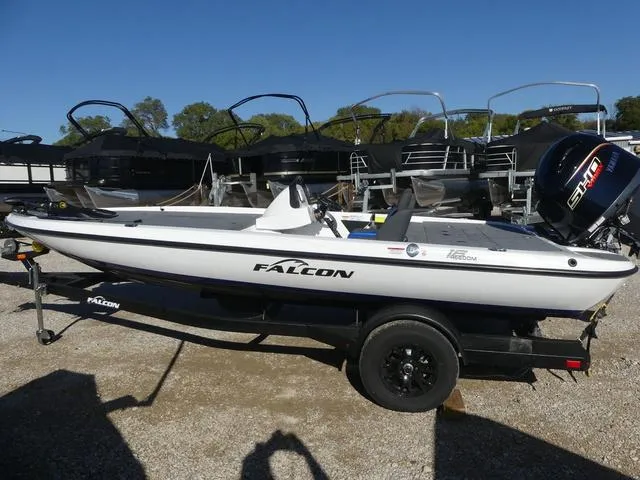 Slide: The Image of Falcon Boats 18 Freedom 2025 - 5