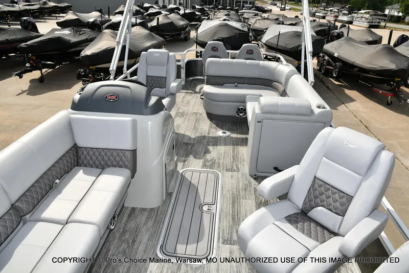 Slide: The Image of 2025 Ranger 223FC boat interior with luxurious seating and modern design. - 22