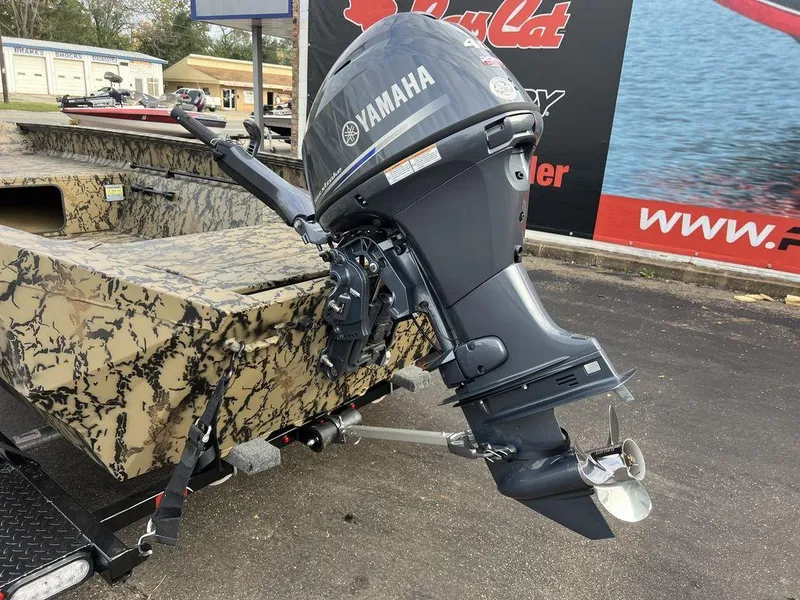 Slide: The Image of Edge Duck Boats 553-WACO CAMO 2025 - 17