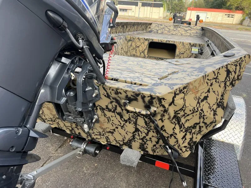 Slide: The Image of Edge Duck Boats 553-WACO CAMO 2025 - 26