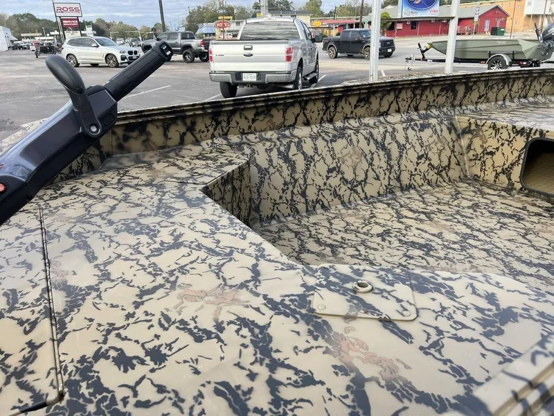 Slide: The Image of Edge Duck Boats 553-WACO CAMO 2025 - 33