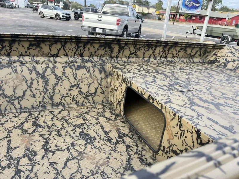 Slide: The Image of Edge Duck Boats 553-WACO CAMO 2025 - 35