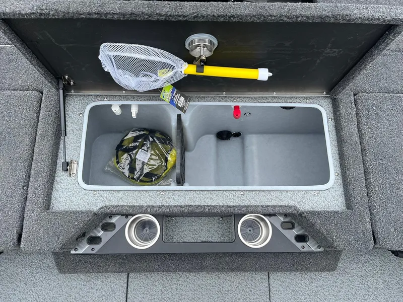 Slide: The Image of Lund 1975 Pro-V 2025 - 19