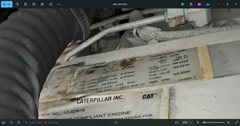 Slide: The Image of Legacy 40' Flybridge 1998 - 74