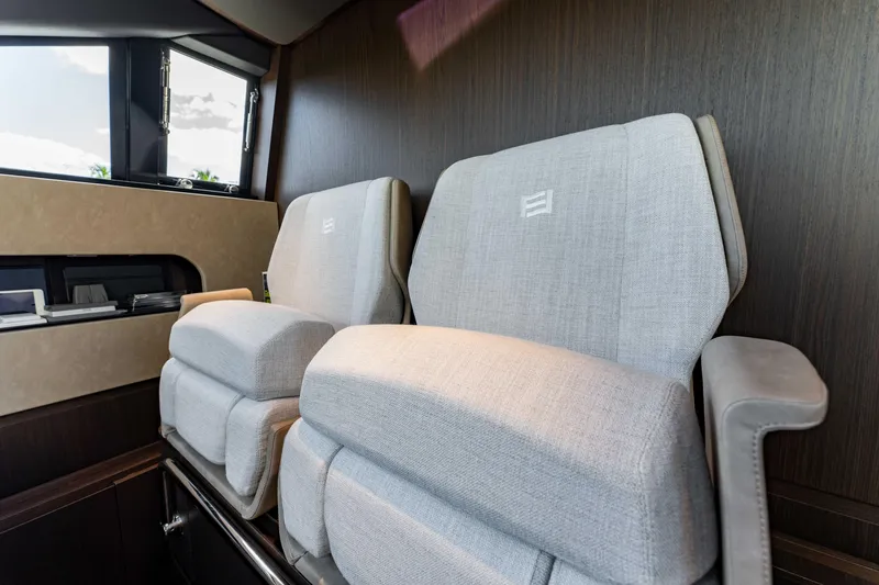 Slide: The Image of Ferretti Yachts 860 2023 - 56