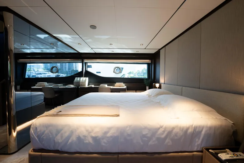 Slide: The Image of Ferretti Yachts 860 2023 - 59