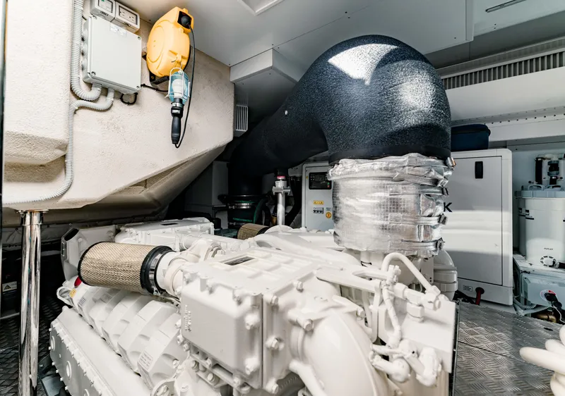 Slide: The Image of Ferretti Yachts 860 2023 - 90