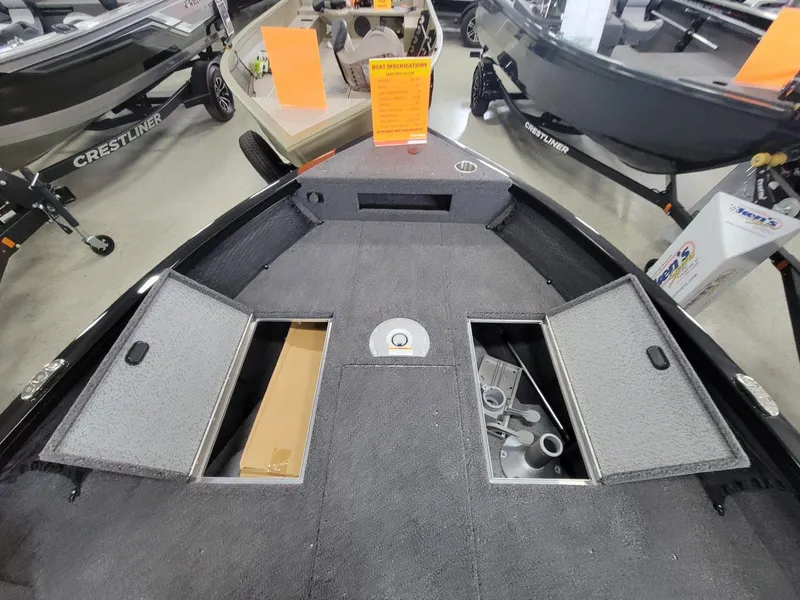 Slide: The Image of Crestliner 1650 Pro Tiller 2025 - 7