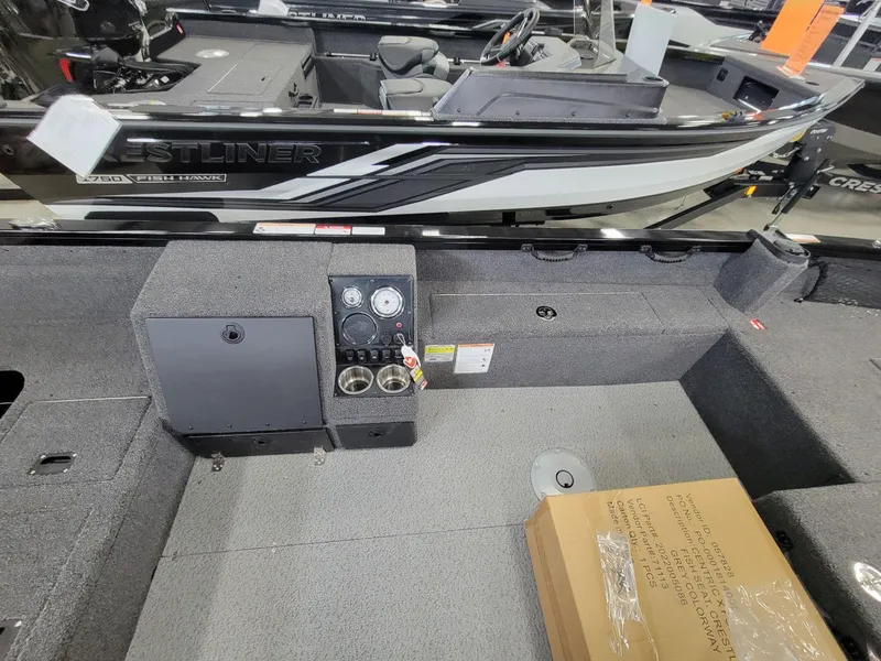 Slide: The Image of Crestliner 1650 Pro Tiller 2025 - 9