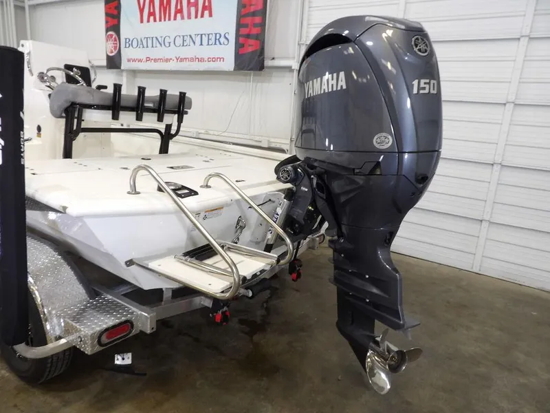 Slide: The Image of Avid 21 FSX 2024 - 6