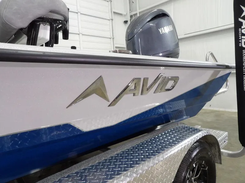 Slide: The Image of Avid 21FSX 2025 - 18