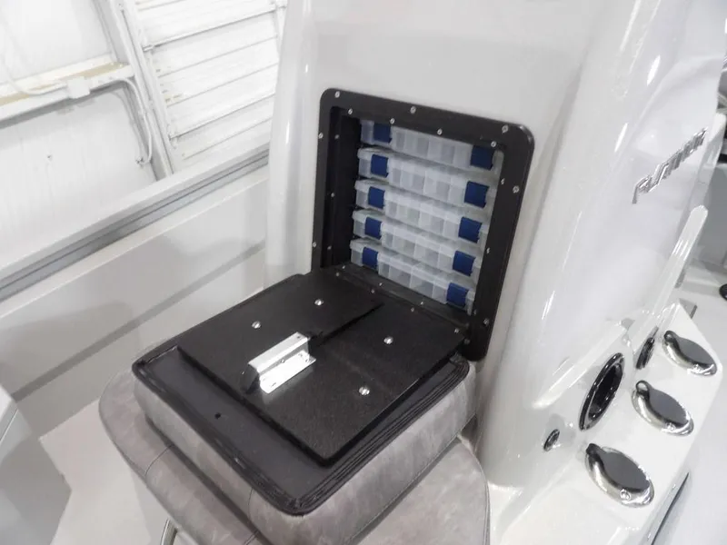 Slide: The Image of Avid 21FSX 2025 - 26