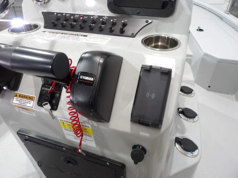 Slide: The Image of Avid 21FSX 2025 - 29