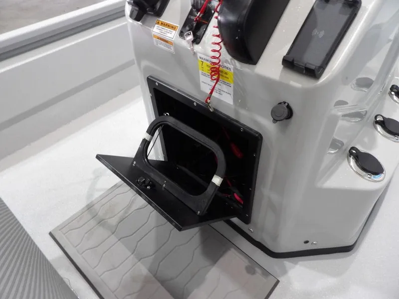 Slide: The Image of Avid 21FSX 2025 - 30