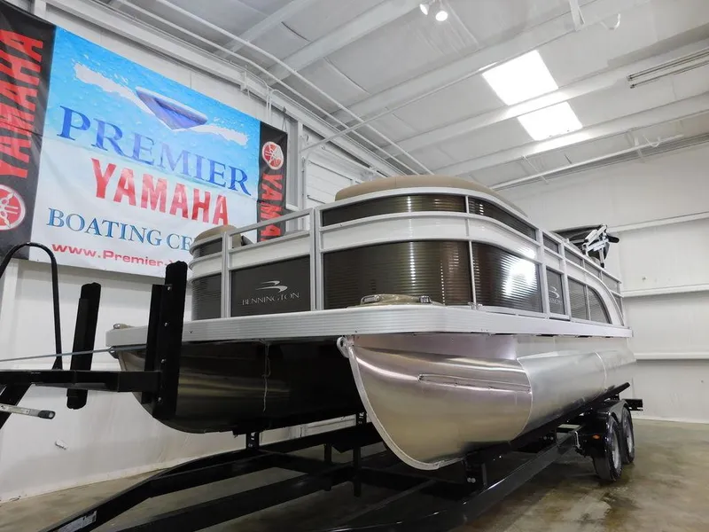 Slide: The Image of 2023 Bennington 20SSSP pontoon boat on trailer at Premier Yamaha Boating Center. - 6