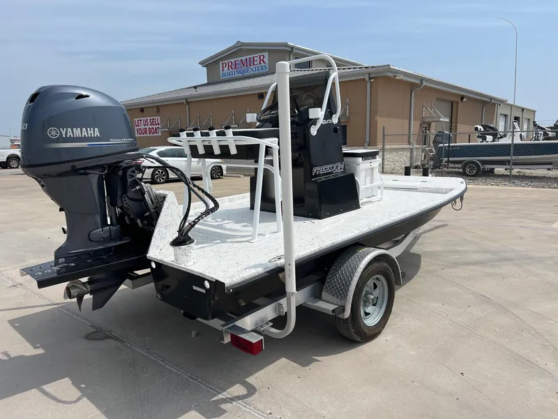 Slide: The Image of 2024 Freedom 14 CHIQUITA boat with Yamaha motor at Premier Boating Centers. - 20