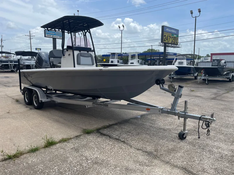 Slide: The Image of NauticStar 227XTS 2023 - 6