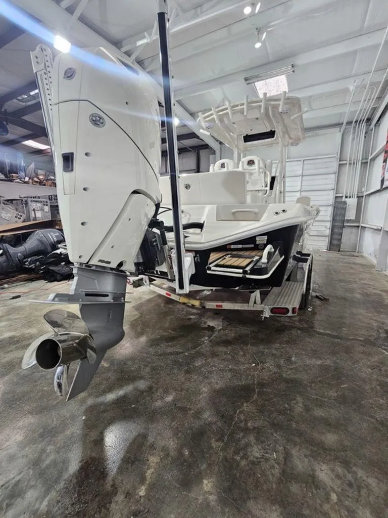 Slide: The Image of Ranger 2660 Bay 2024 - 19